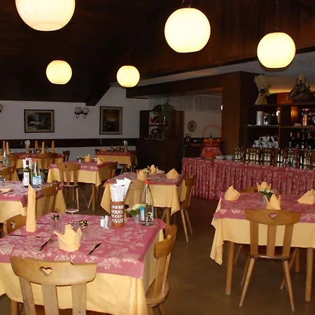 Szálloda Alle Tre Baite Santa Caterina Valfurva